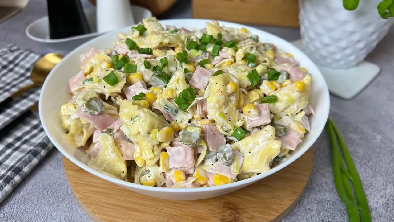 Jakie tortellini do sałatki? Odkryj idealne połączenia smaków