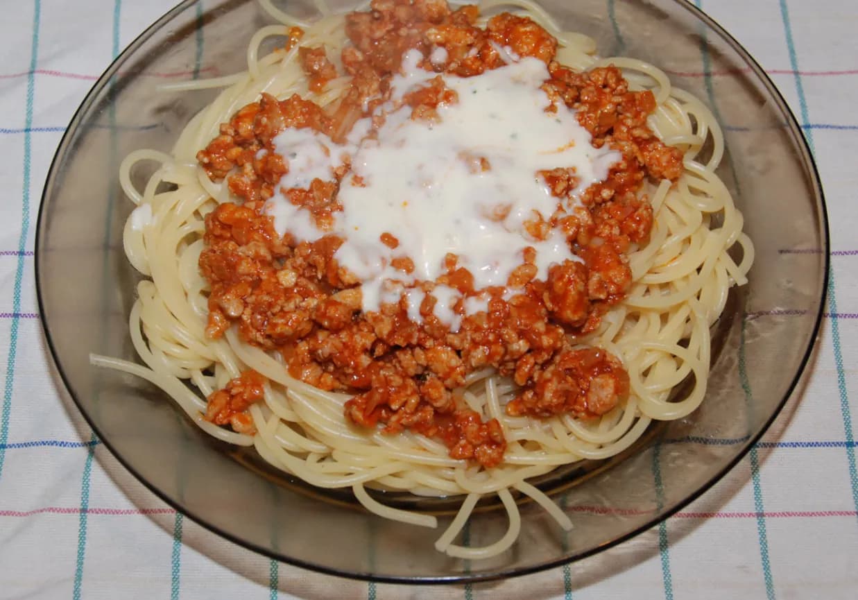 Prosty przepis na spaghetti z mięsem mielonym, który zaoszczędzi Twój czas