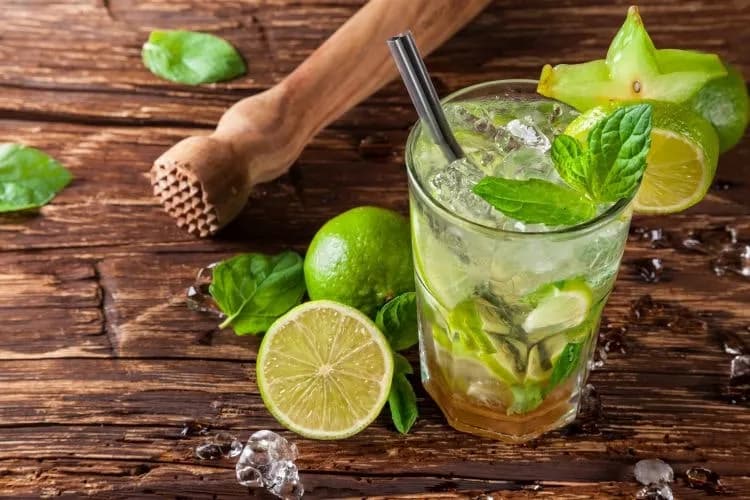 Mojito drink ile procent? Zaskakujące różnice w zawartości alkoholu