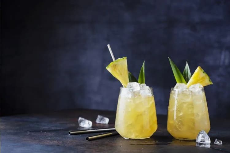 Jak przygotować flirtini drink – przepis na wyjątkowy koktajl